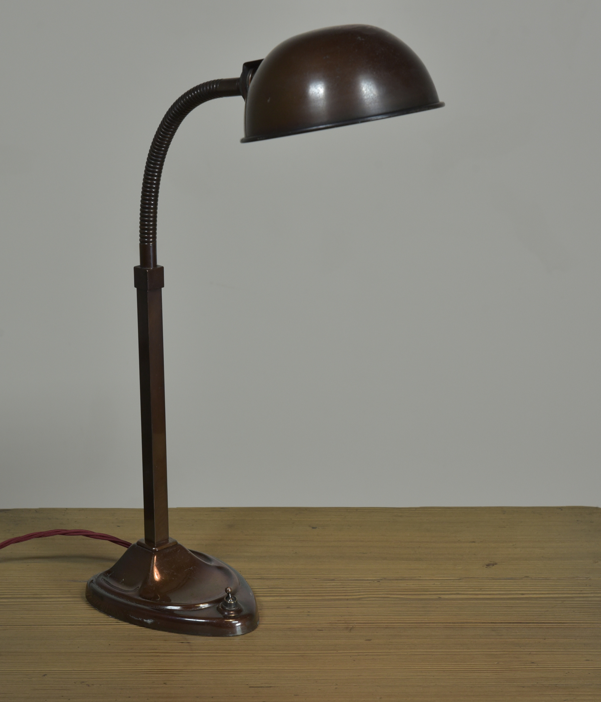 BRONZED FLEXIBLE DESK LAMP Haes News & Photos